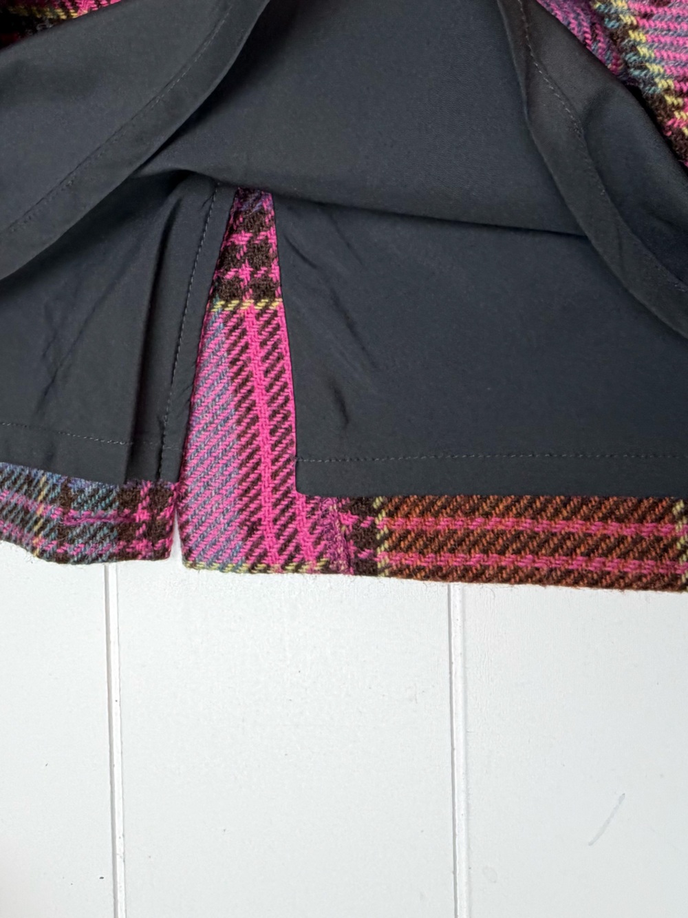 L.L. Bean Pink Plaid Wool Pencil Skirt - Size 10R - Pink Red Blue - Picture 8 of 9